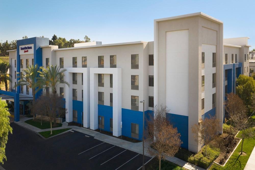 Springhill Suites By Marriott Corona Riverside Eksteriør bilde