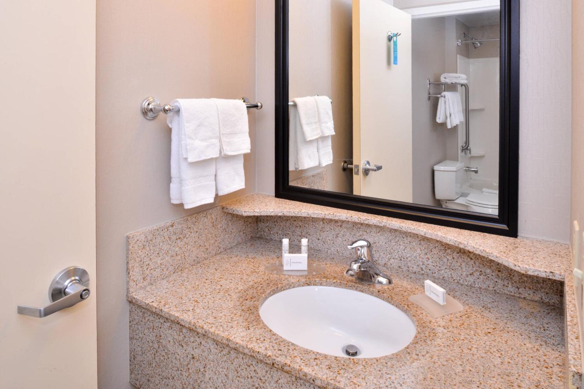 Springhill Suites By Marriott Corona Riverside Eksteriør bilde