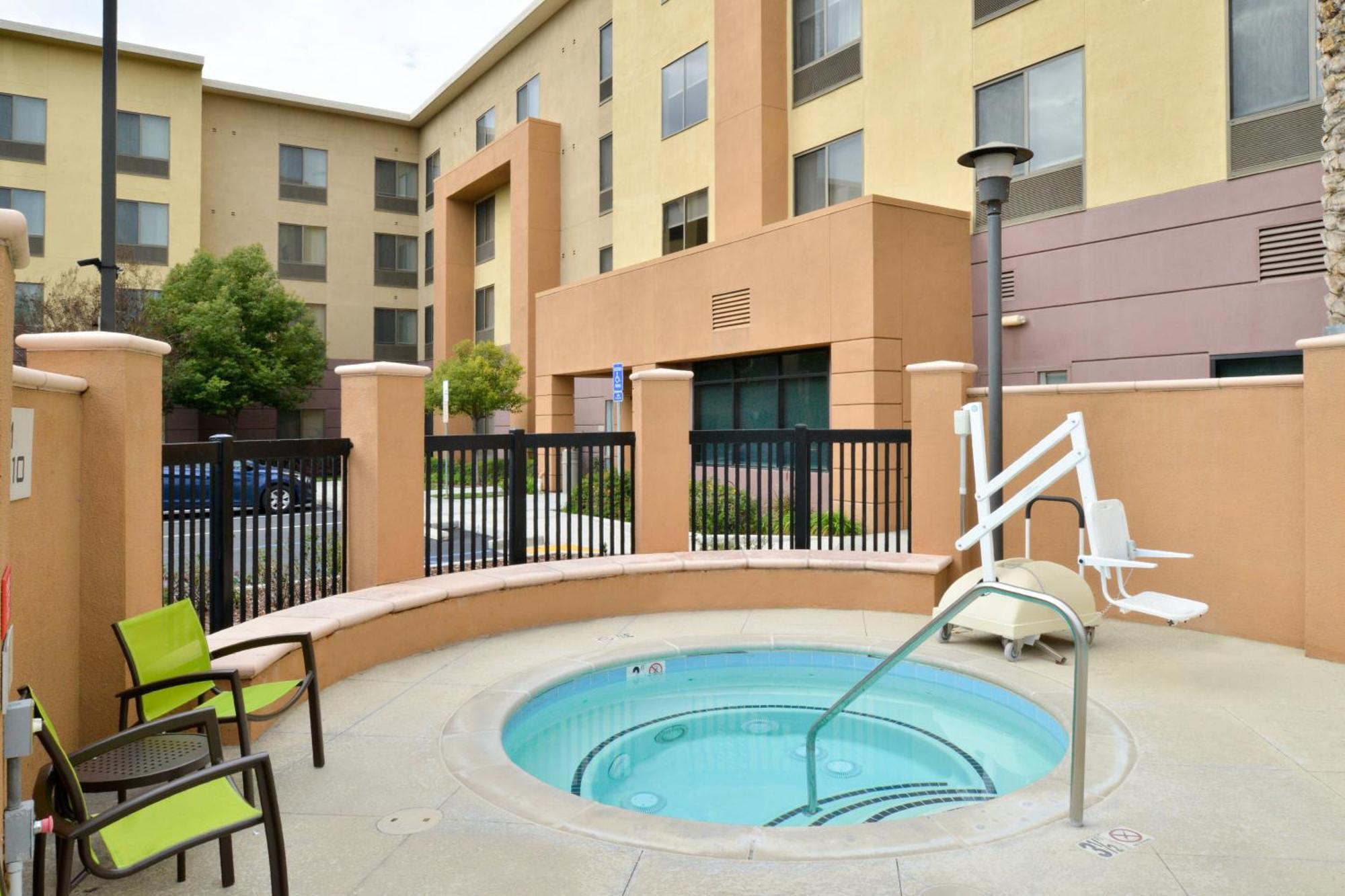 Springhill Suites By Marriott Corona Riverside Eksteriør bilde